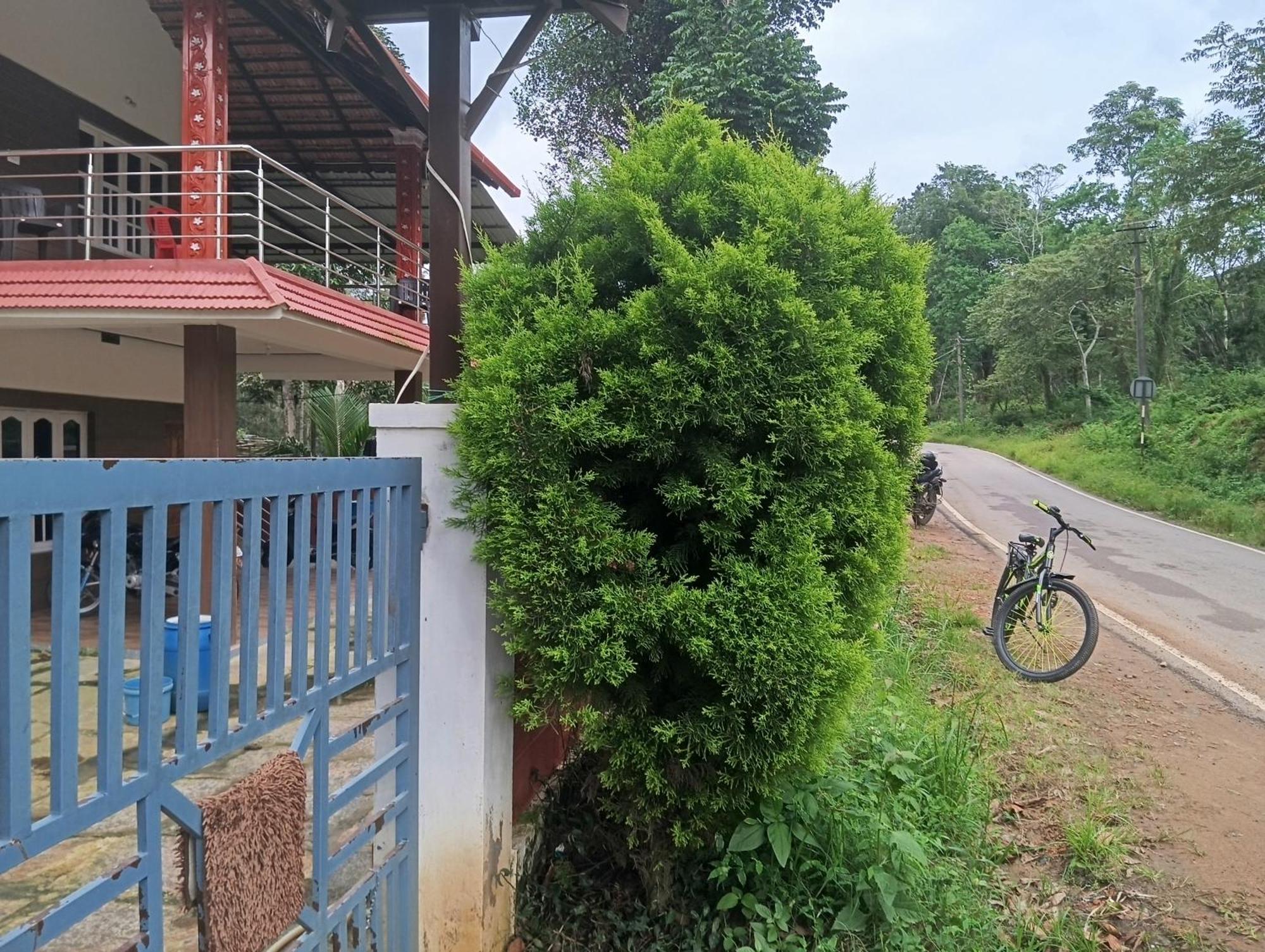 Вилла Elephant Path Coorg 3Bhk Suntikoppa Экстерьер фото